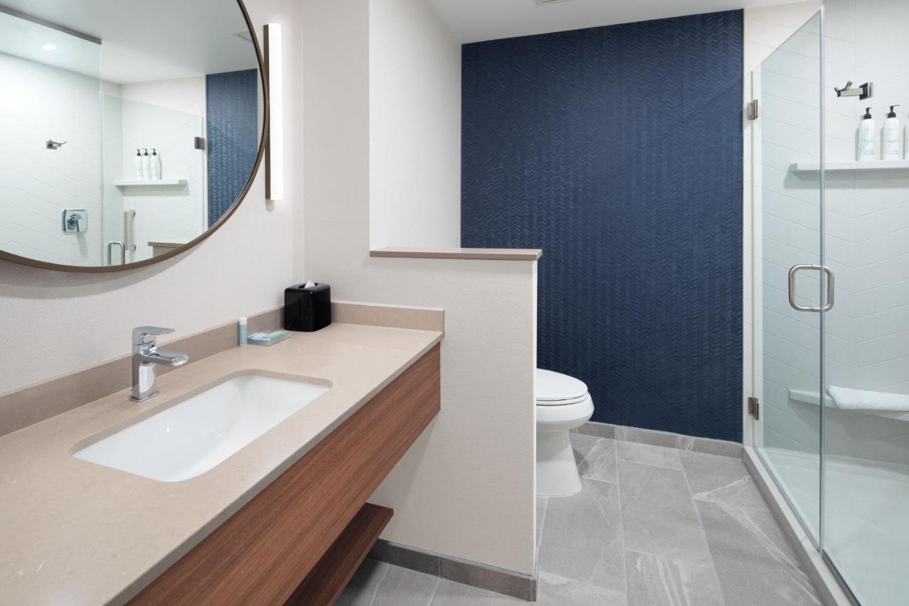 Fairfield By Marriott Inn & Suites Whitsett Greensboro East Eksteriør bilde